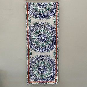 blue & green pattern table runner